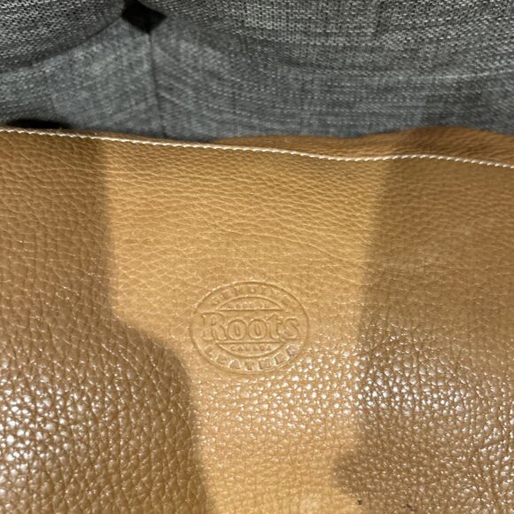 Roots Leather Leader Overnight Bag Duffle Carry On Banff Natural Color Small - Picture 6 of 16